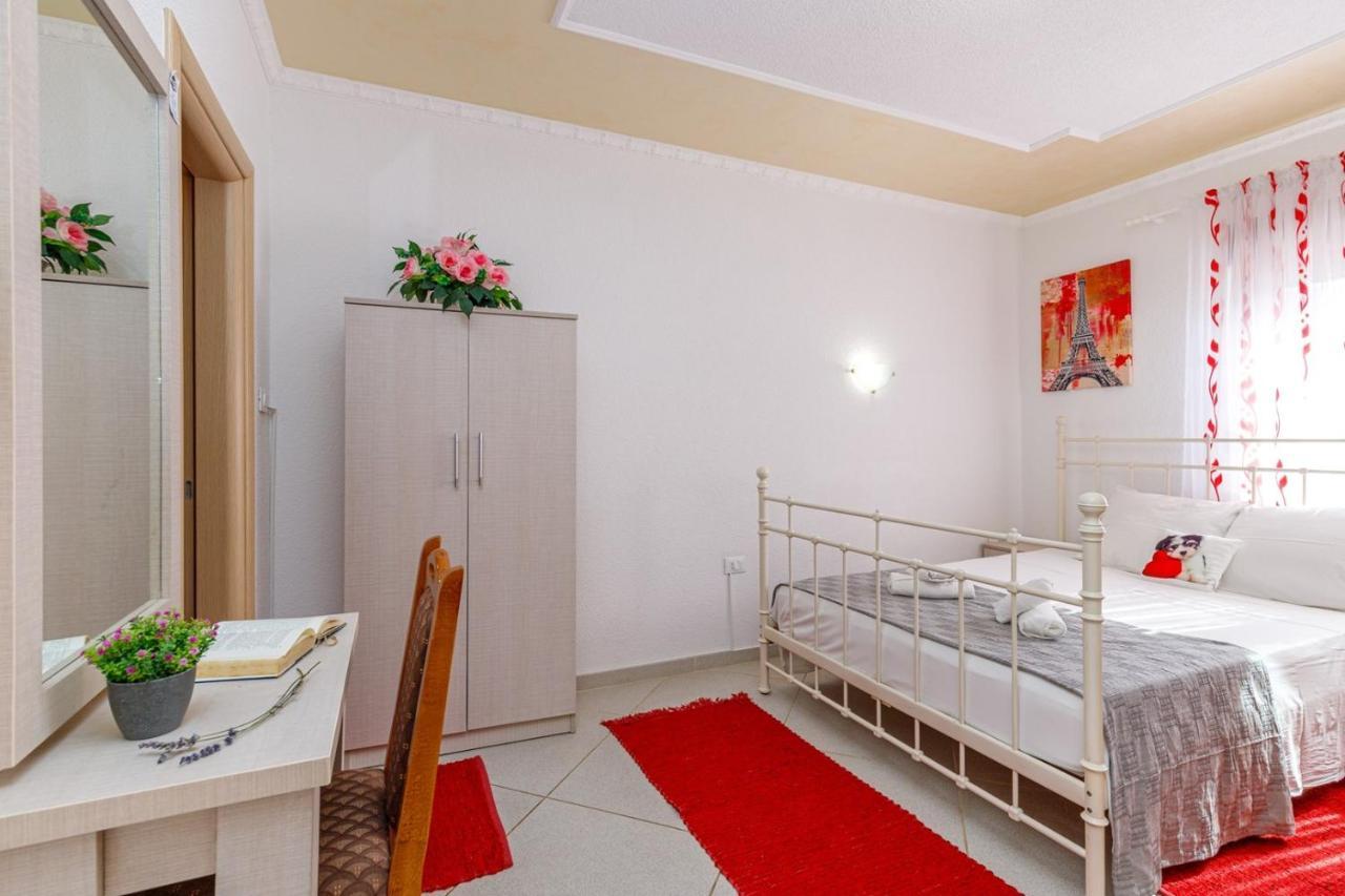 Genoa Rooms Πόρετς Εξωτερικό φωτογραφία
