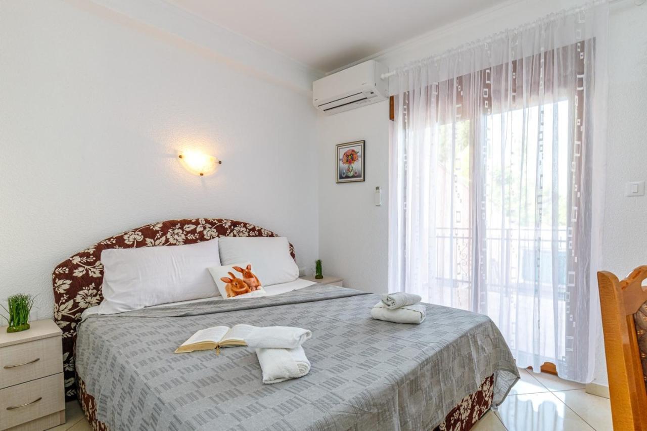 Genoa Rooms Πόρετς Δωμάτιο φωτογραφία
