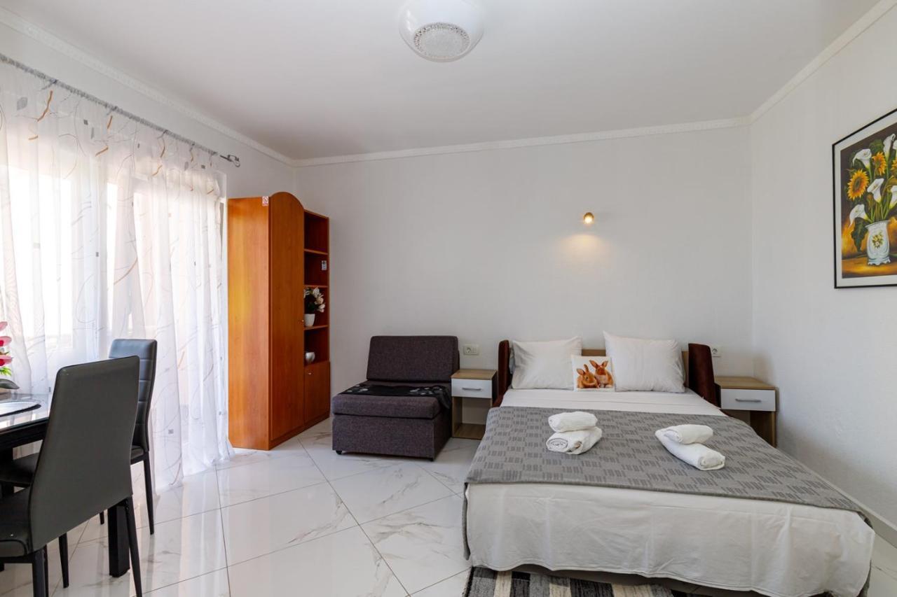 Genoa Rooms Πόρετς Εξωτερικό φωτογραφία