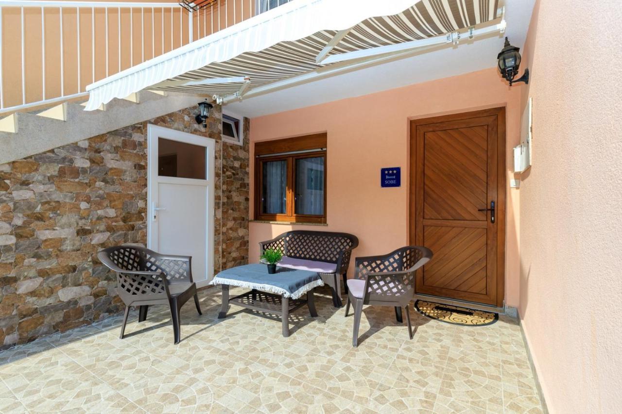 Genoa Rooms Πόρετς Εξωτερικό φωτογραφία