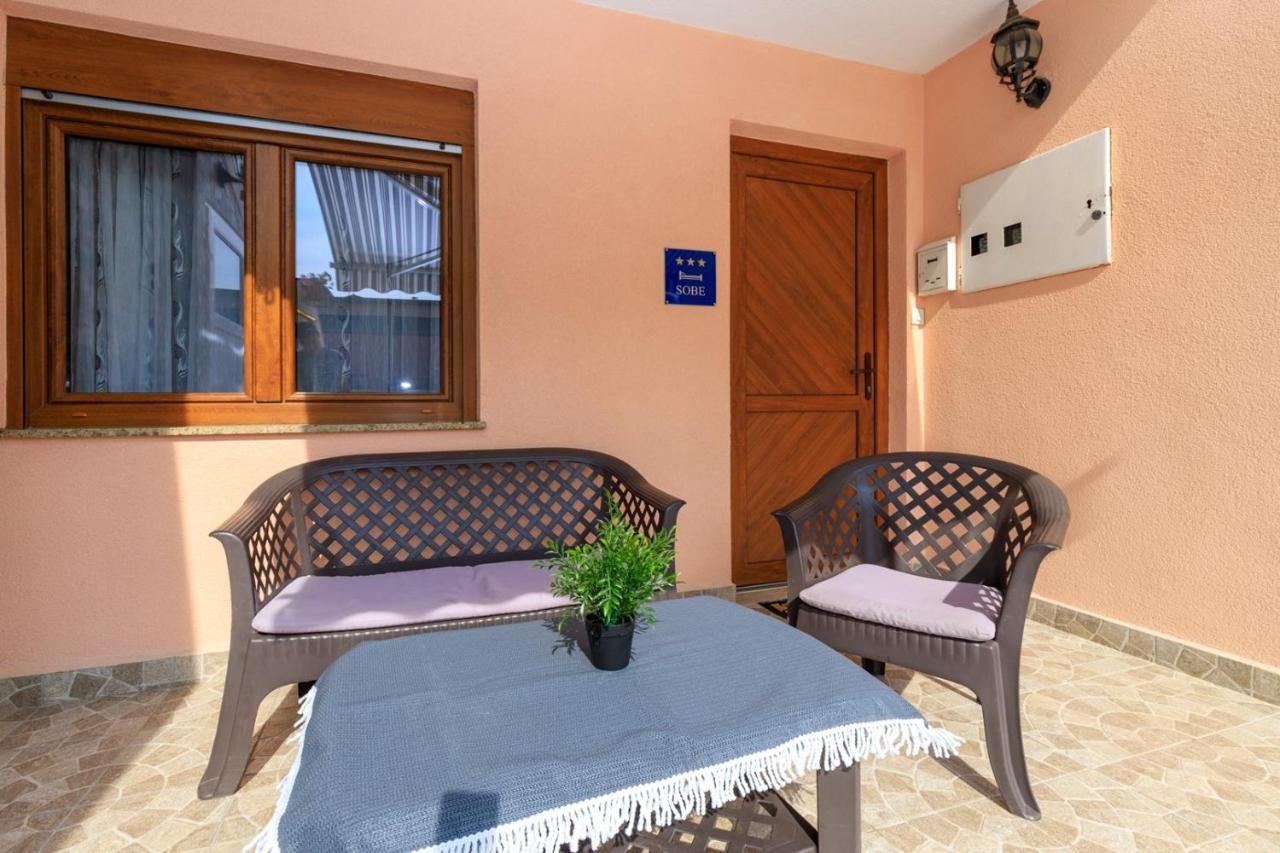 Genoa Rooms Πόρετς Εξωτερικό φωτογραφία