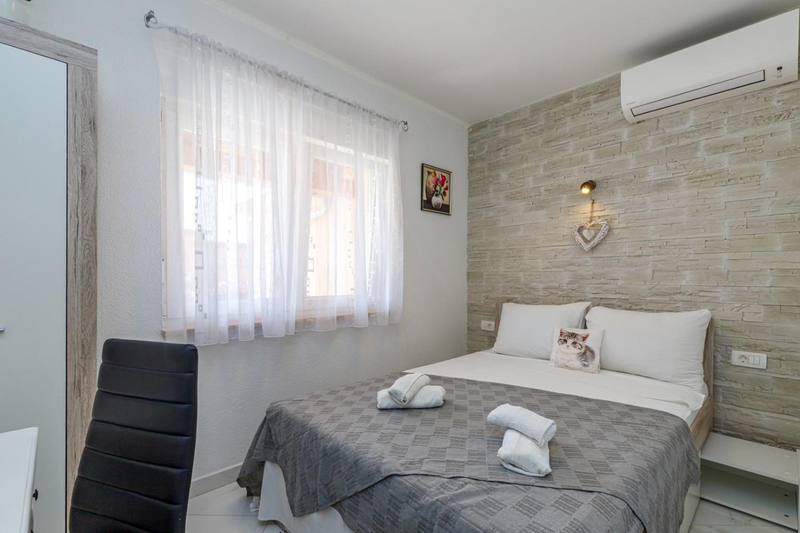 Genoa Rooms Πόρετς Δωμάτιο φωτογραφία