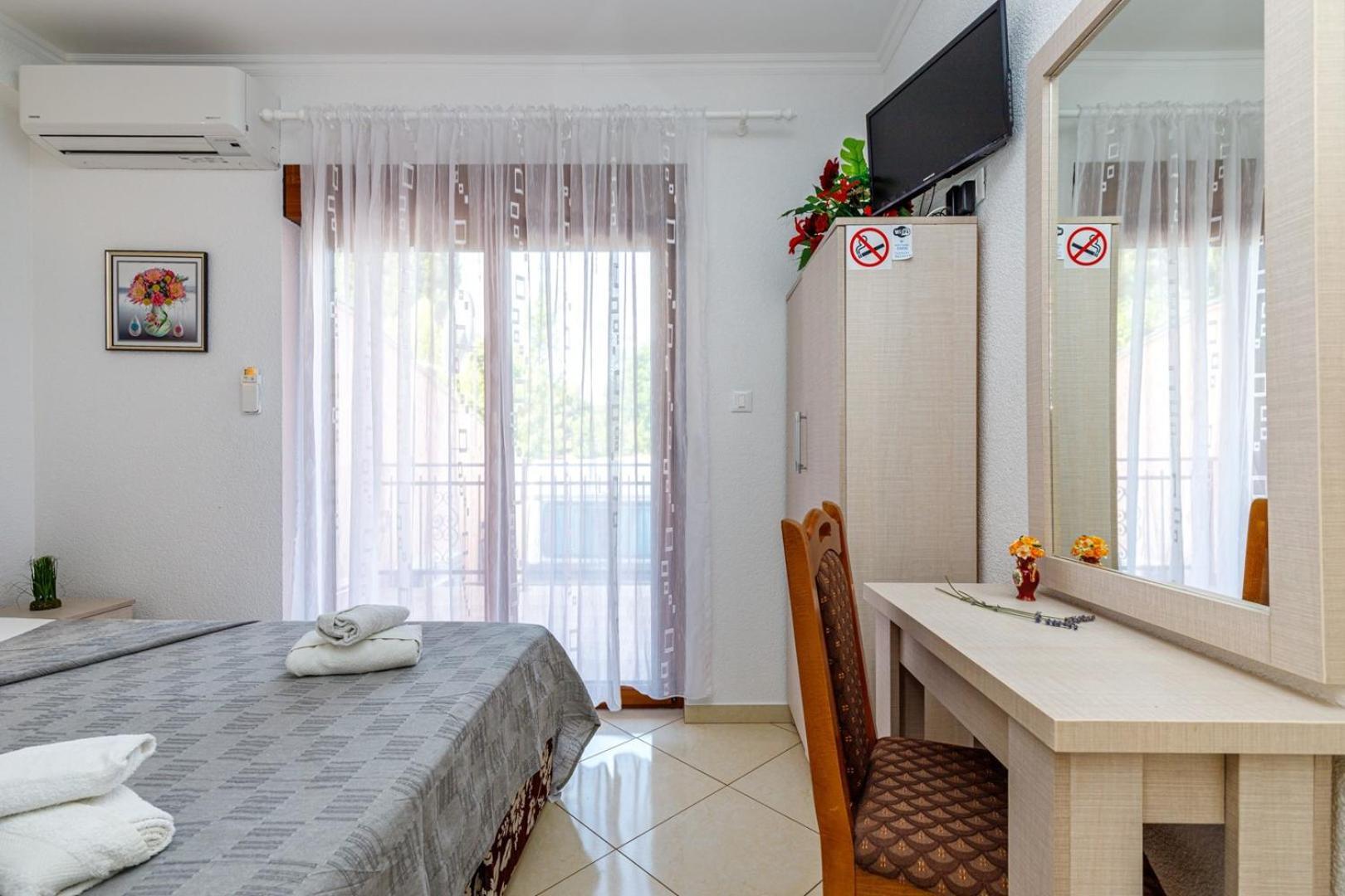 Genoa Rooms Πόρετς Δωμάτιο φωτογραφία